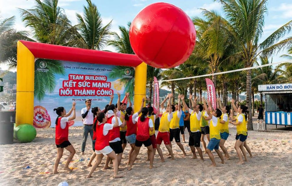 Team building on the beach